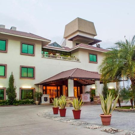 Jalsa Hotel & Banquets,Indore Eksteriør billede