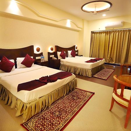 Jalsa Hotel & Banquets,Indore Eksteriør billede