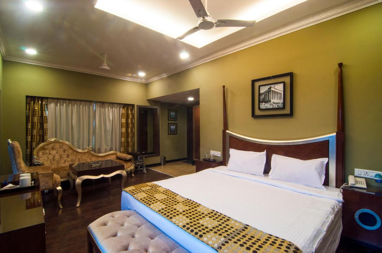 Jalsa Hotel & Banquets,Indore Eksteriør billede