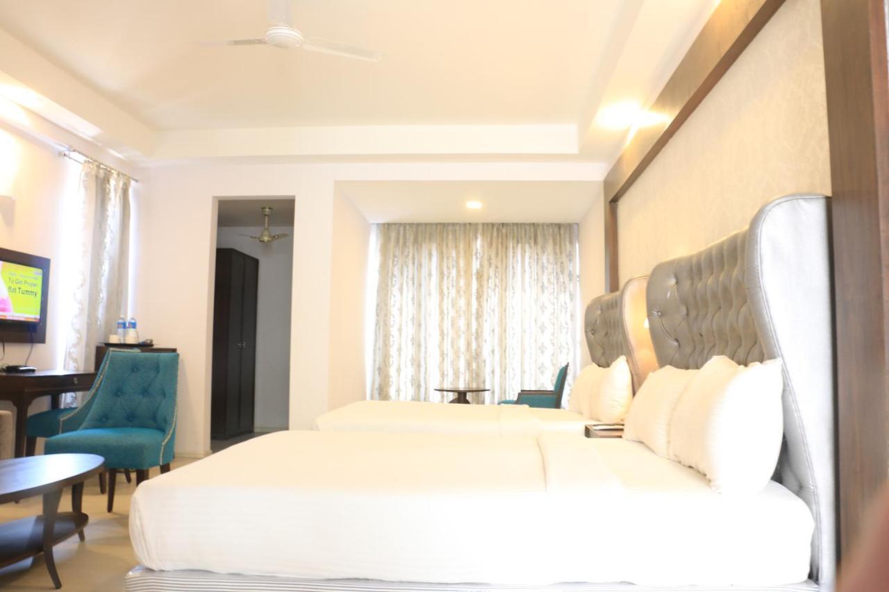 Jalsa Hotel & Banquets,Indore Eksteriør billede