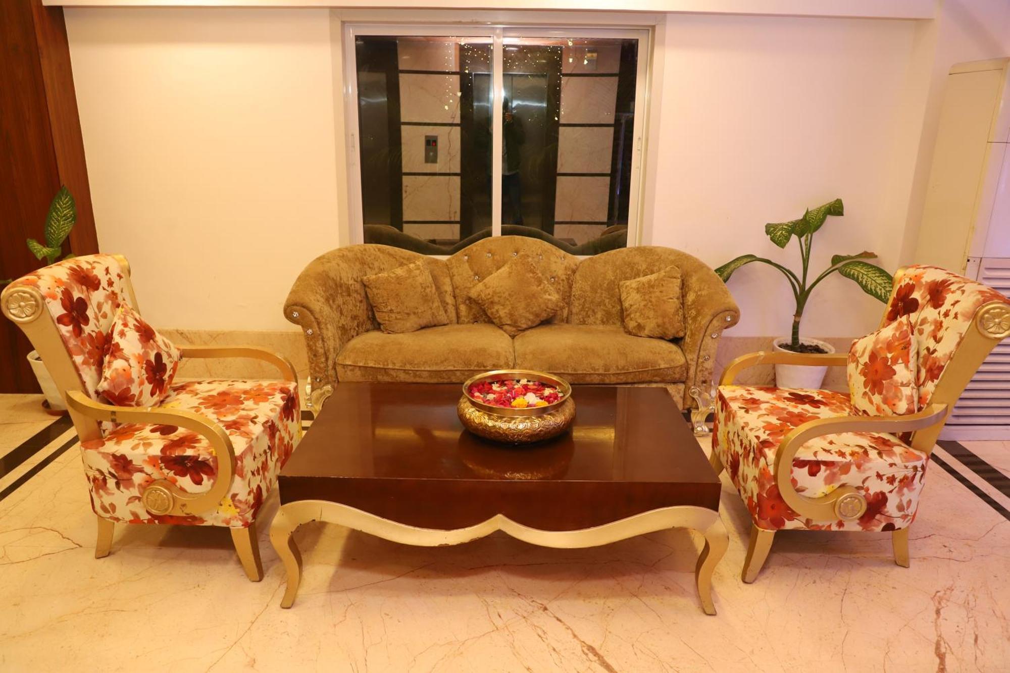 Jalsa Hotel & Banquets,Indore Eksteriør billede