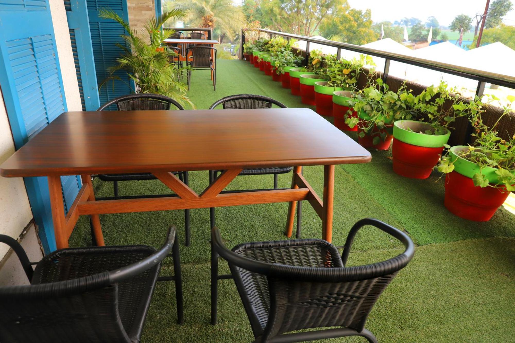 Jalsa Hotel & Banquets,Indore Eksteriør billede