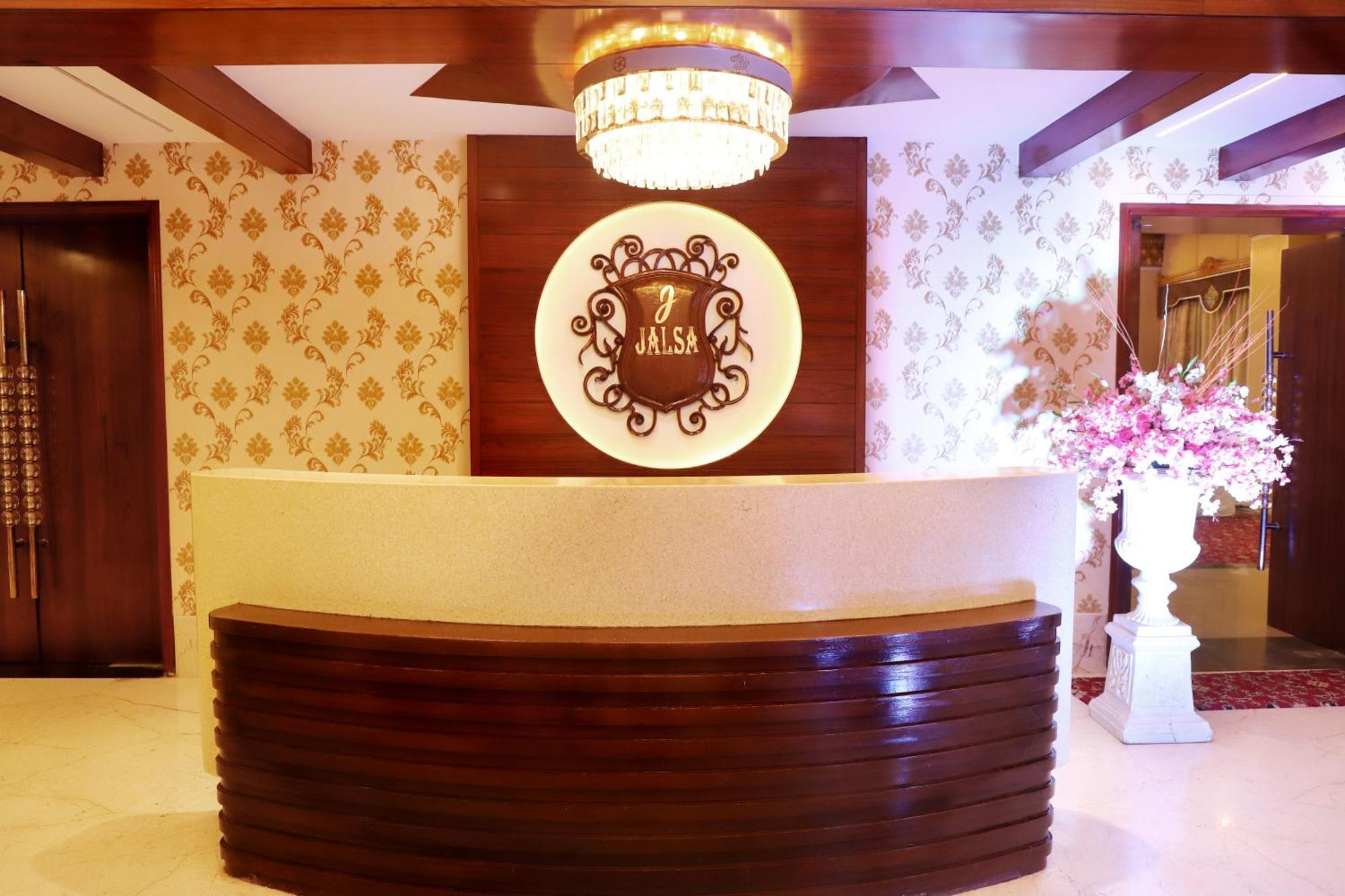 Jalsa Hotel & Banquets,Indore Eksteriør billede